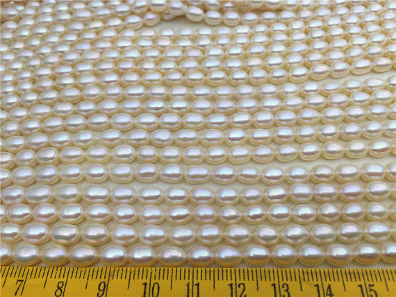 MoniPearl Rice Pearl 5-6mmx7-8mm,3A,white rice pearls, high high quality, around 48pcs,white rice pearl,rice pearl,Full Strand,Freshwater Pearl,LR6-3A-4